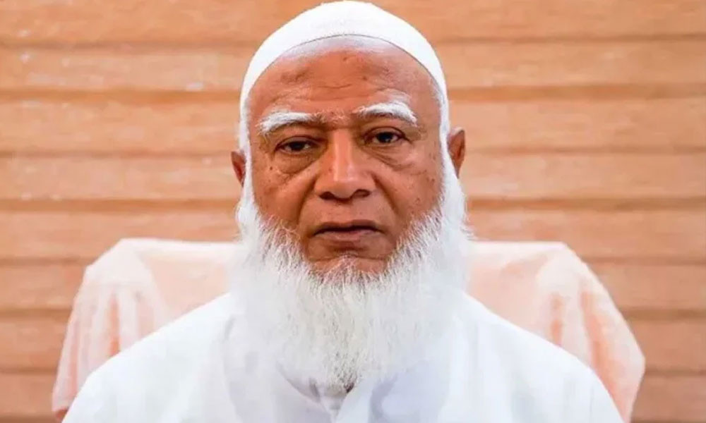 মসজিদের ভেতর থেকে ইমাম গ্রেফতার, ক্ষোভ মুসলিম বিশ্বে