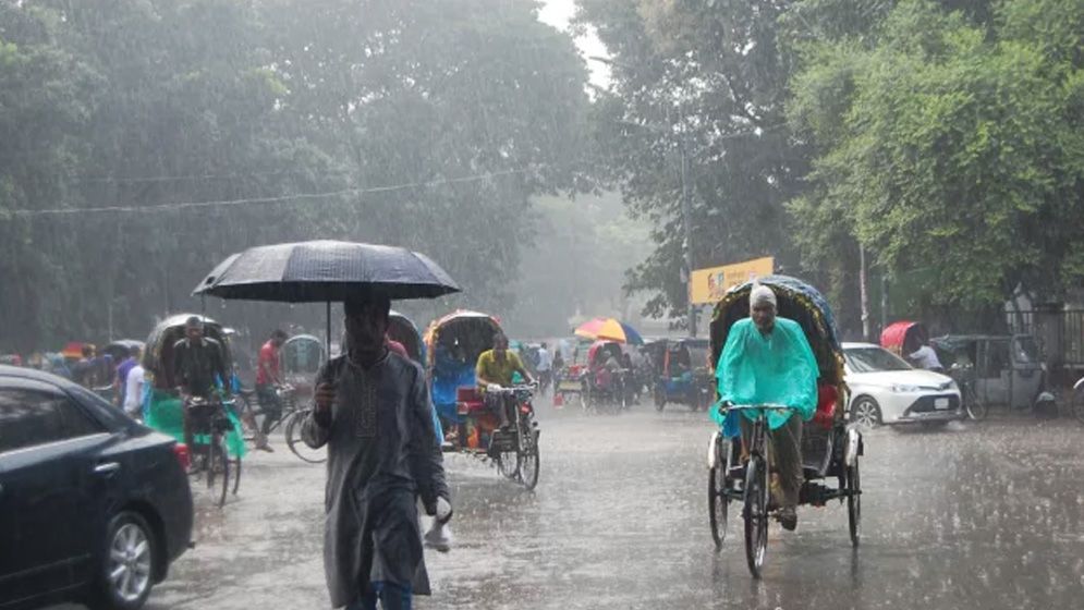 ছয় অঞ্চলে ৬০ কিমি বেগে ঝড়ো হাওয়াসহ বৃষ্টির পূর্বাভাস