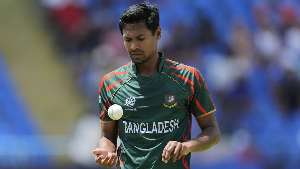 এক কোটি ৬৪ লাখ টাকায় ‘দ্য হানড্রেড’ টুর্নামেন্টে দল পেলেন মোস্তাফিজুর রহমান
