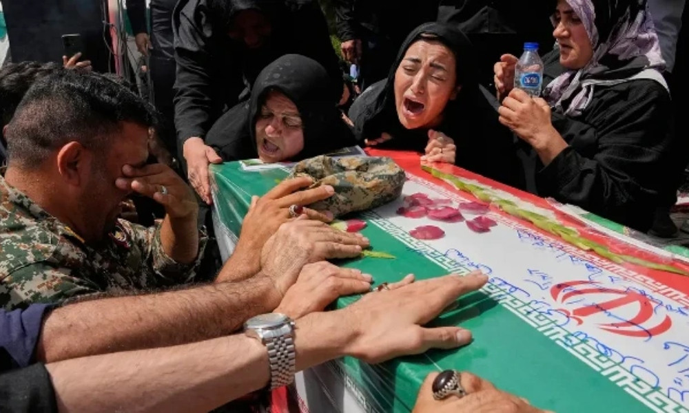 ইসরায়েল-ইরান উত্তেজনা চরমে, পাল্টাপাল্টি হামলায় হতাহত