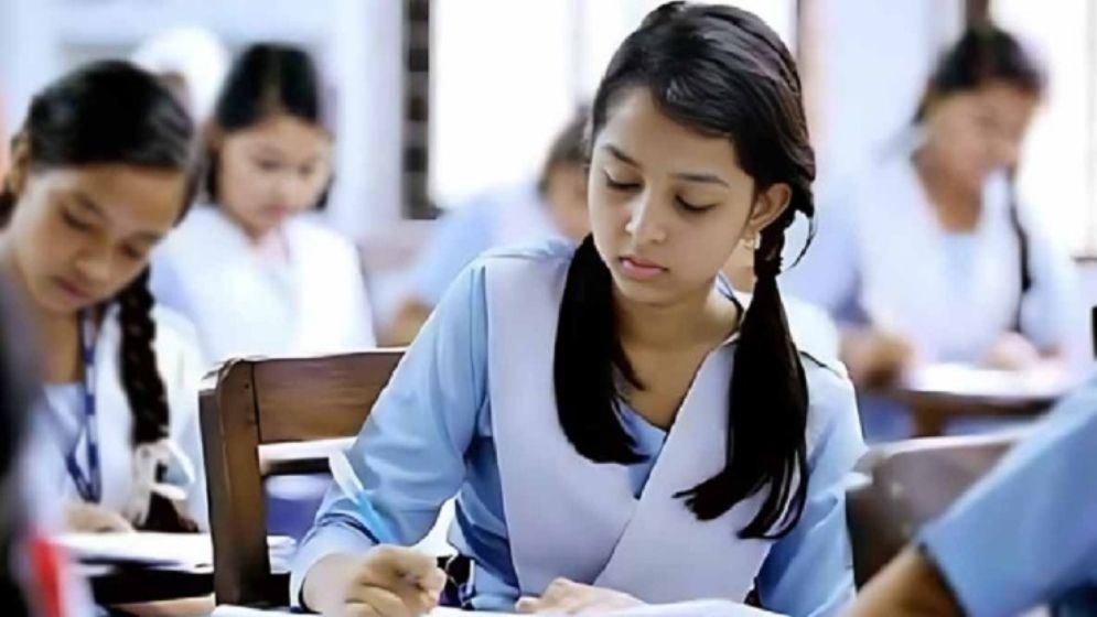 আগামী ২ জুলাই শুরু এইচএসসি ও সমমানের পরীক্ষা