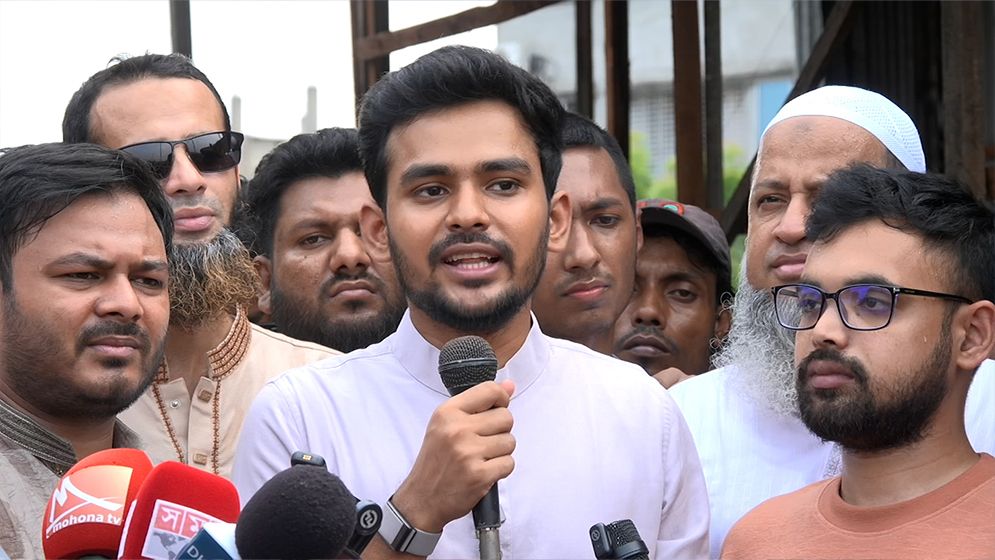 বিএনপিতে কিছু অশিক্ষিত লোক আছে, তাদের প্রশিক্ষণ দরকার: আসিফ মাহমুদ
