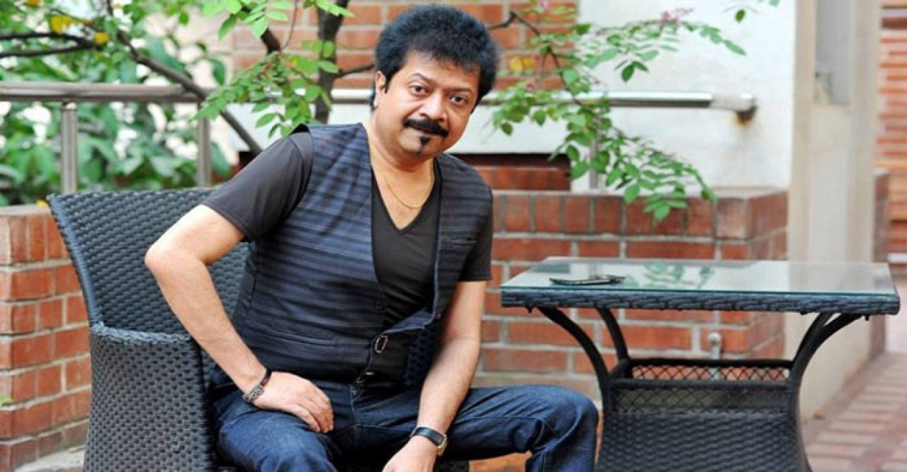 ‘মেঘলা দিনে’ প্রকাশ, কনসার্ট নিয়ে ব্যস্ত কুমার বিশ্বজিৎ
