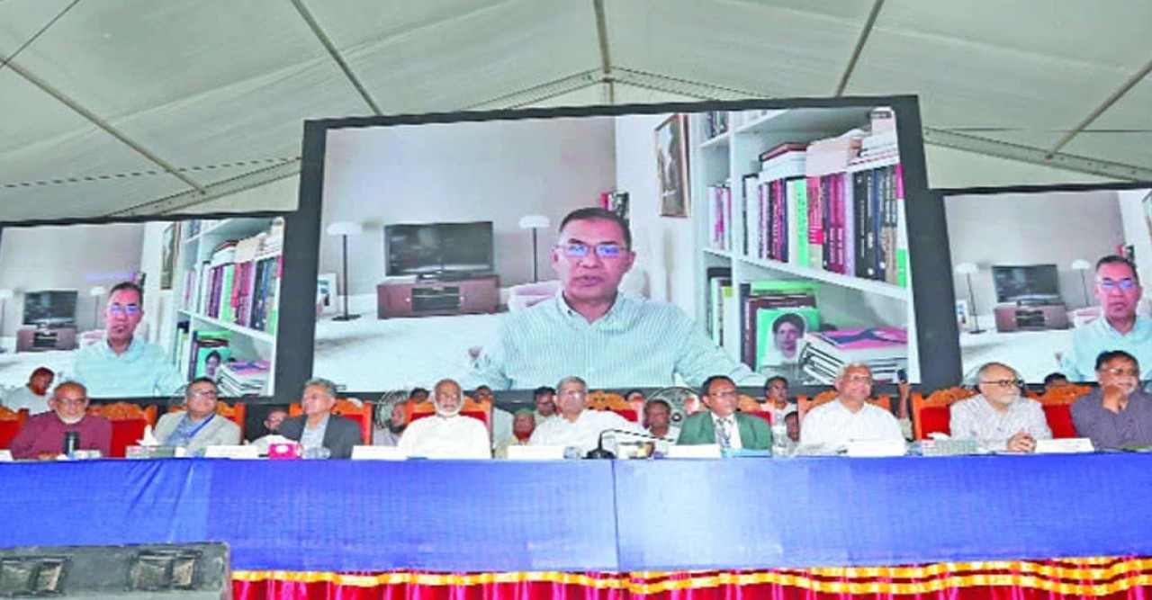 শিক্ষকদের মর্যাদা রক্ষায় রাষ্ট্রের ভাবমূর্তি জড়িত: তারেক রহমান