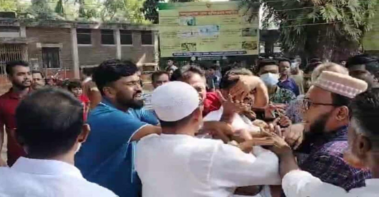 ঈশ্বরগঞ্জে মানববন্ধনে হামলা, এনসিপি নেতা মোজাম্মেল হকসহ দুজন আহত