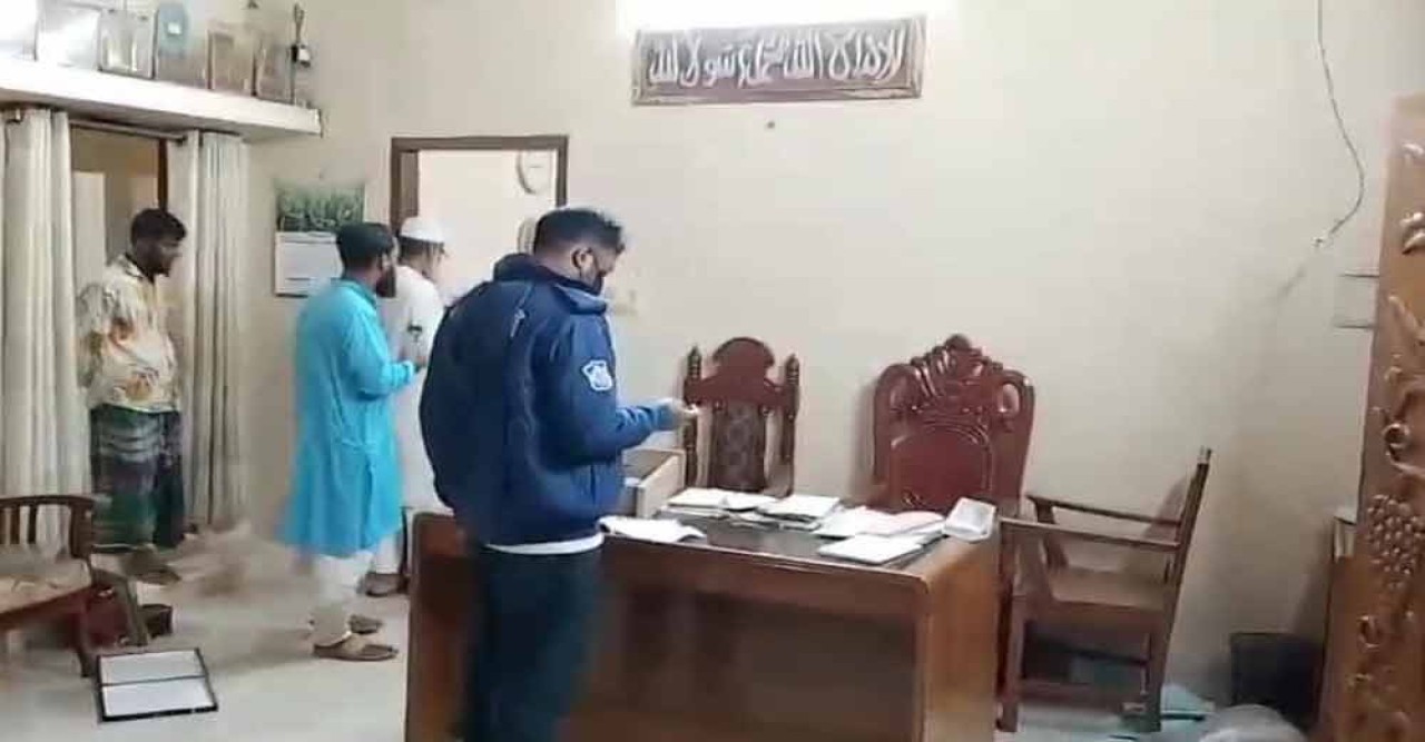 মিঠামইনে সাবেক রাষ্ট্রপতি আবদুল হামিদের বাড়িতে হামলা-ভাঙচুর