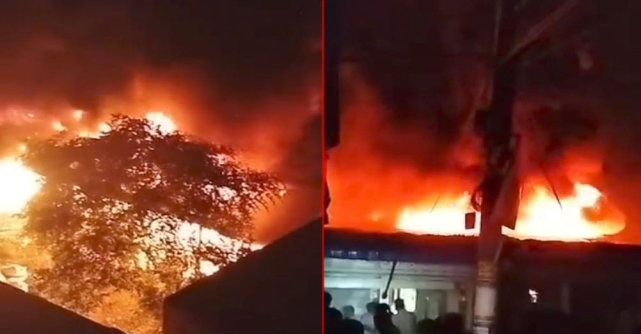 ফতুল্লায় প্লাস্টিক কারখানায় ভয়াবহ অগ্নিকাণ্ড, বড় ক্ষয়ক্ষতি—হতাহত নেই