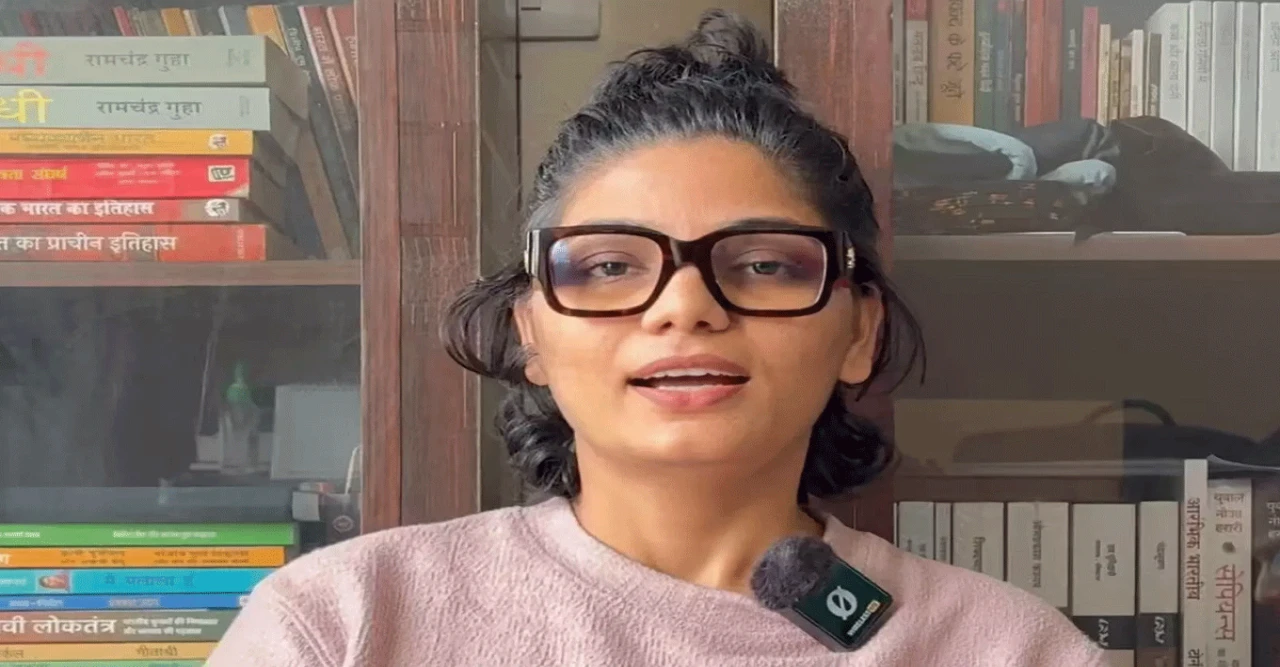কাশ্মীর হামলায় মোদিকে দায়ী করায় নেহা সিং রাঠৌরের বিরুদ্ধে মামলা
