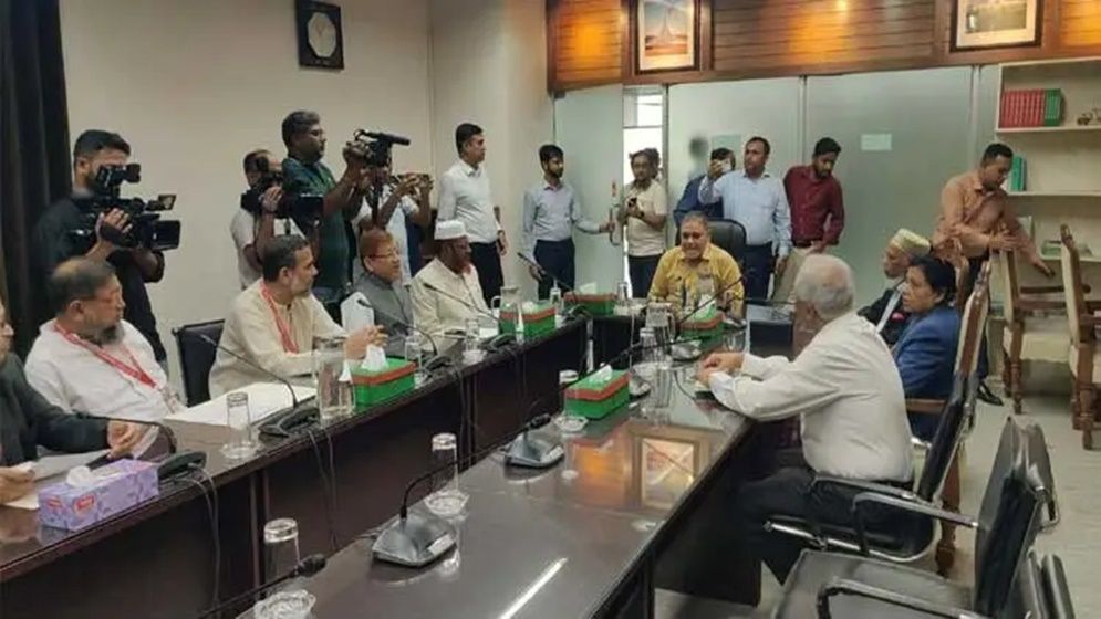 জামায়াতের সঙ্গে বৈঠকে বসেছে নির্বাচন কমিশন