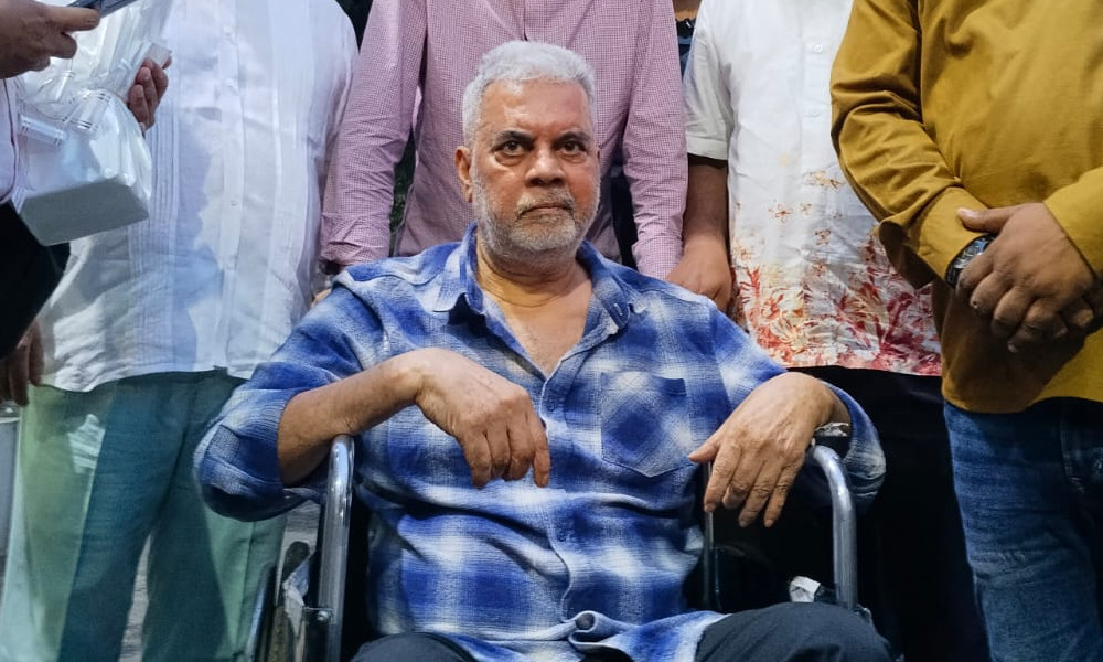 ১৫ মাস পর দেশে ফিরলেন ইলিয়াস কাঞ্চন, চিকিৎসা চলবে পরবর্তী ধাপেও