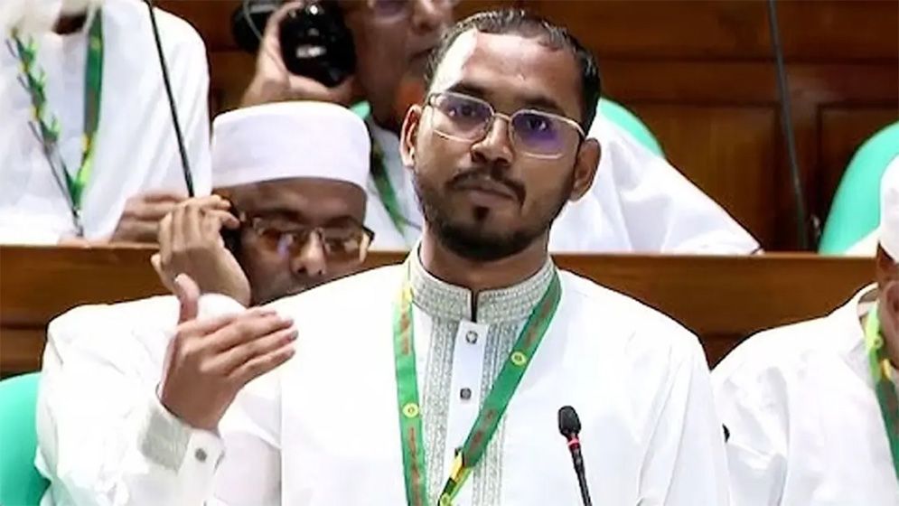 হলফনামায় তথ্য গোপনের অভিযোগ, এনসিপি নেতার এমপি পদ বাতিল চেয়ে রিট