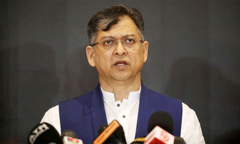 সন্ত্রাসী-মাদক ব্যবসায়ীদের নির্মূলে পুলিশকে আরও কার্যকর হতে হবে: স্বরাষ্ট্রমন্ত্রী