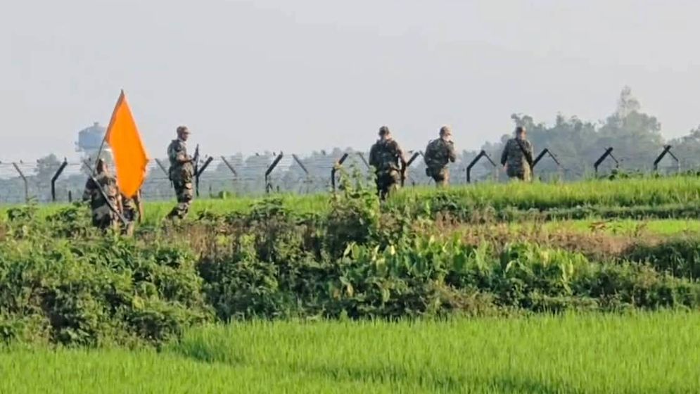 ৪০ ঘণ্টা পর বিএসএফের গুলিতে নিহত আশাদুলের মরদেহ হস্তান্তর