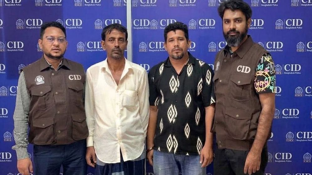 ভূমধ্যসাগরে নৌকাডুবিতে ৮ বাংলাদেশির মৃত্যু, মানবপাচার চক্রের দুই সদস্য গ্রেফতার