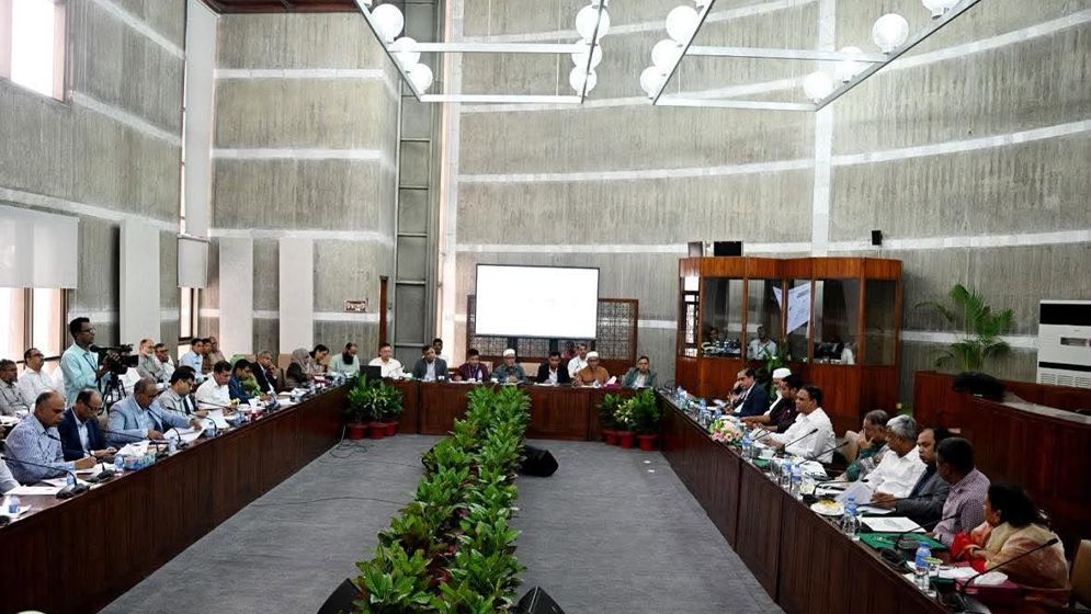 গ্যাসভিত্তিক বিদ্যুৎ উৎপাদন সক্ষমতা ১২ হাজার মেগাওয়াট, উৎপাদন ৪–৫ হাজার