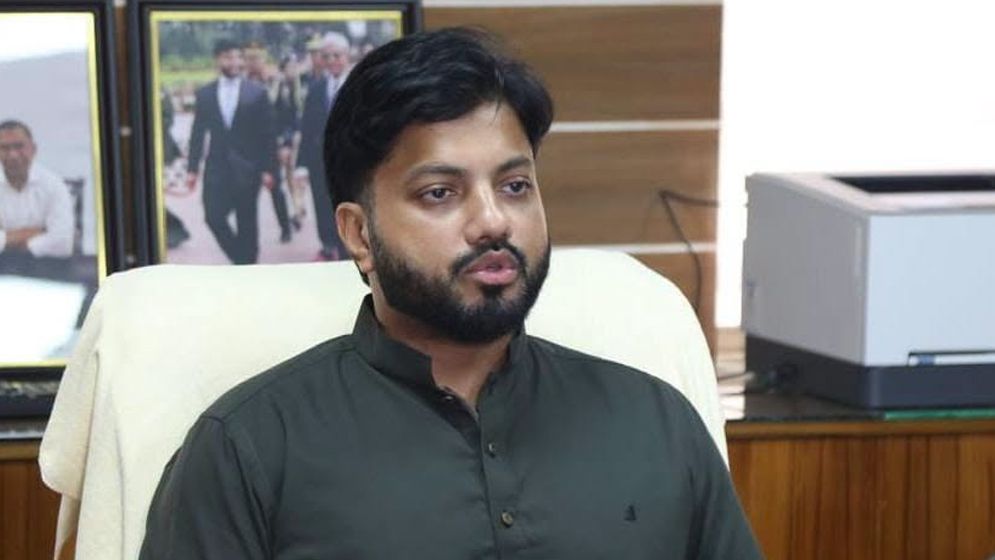দুপুর ২টায় প্রতিমন্ত্রীর পদত্যাগের চূড়ান্ত ঘোষণা দেবেন ইশরাক