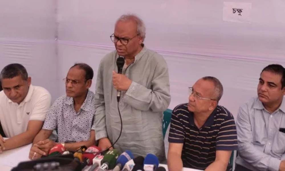 আইজিপির বক্তব্য সরকারকে বিব্রত ও ভীত করবে: রিজভী