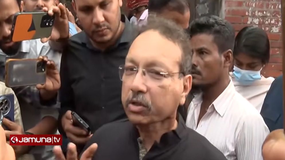 নিখোঁজের আগে মায়ের সঙ্গে কেনাকাটা, হাসিখুশি ছিলেন তাহসিফ: বাবা
