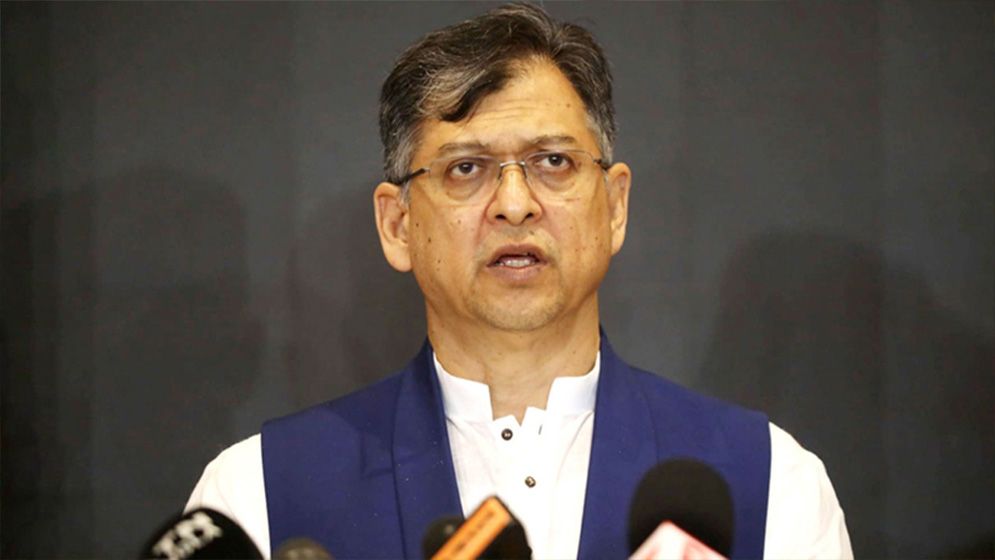 হাদি হত্যার নেপথ্যে নির্বাচন পেছানোর ষড়যন্ত্রকারীরা জড়িত: সালাহউদ্দিন আহমদ