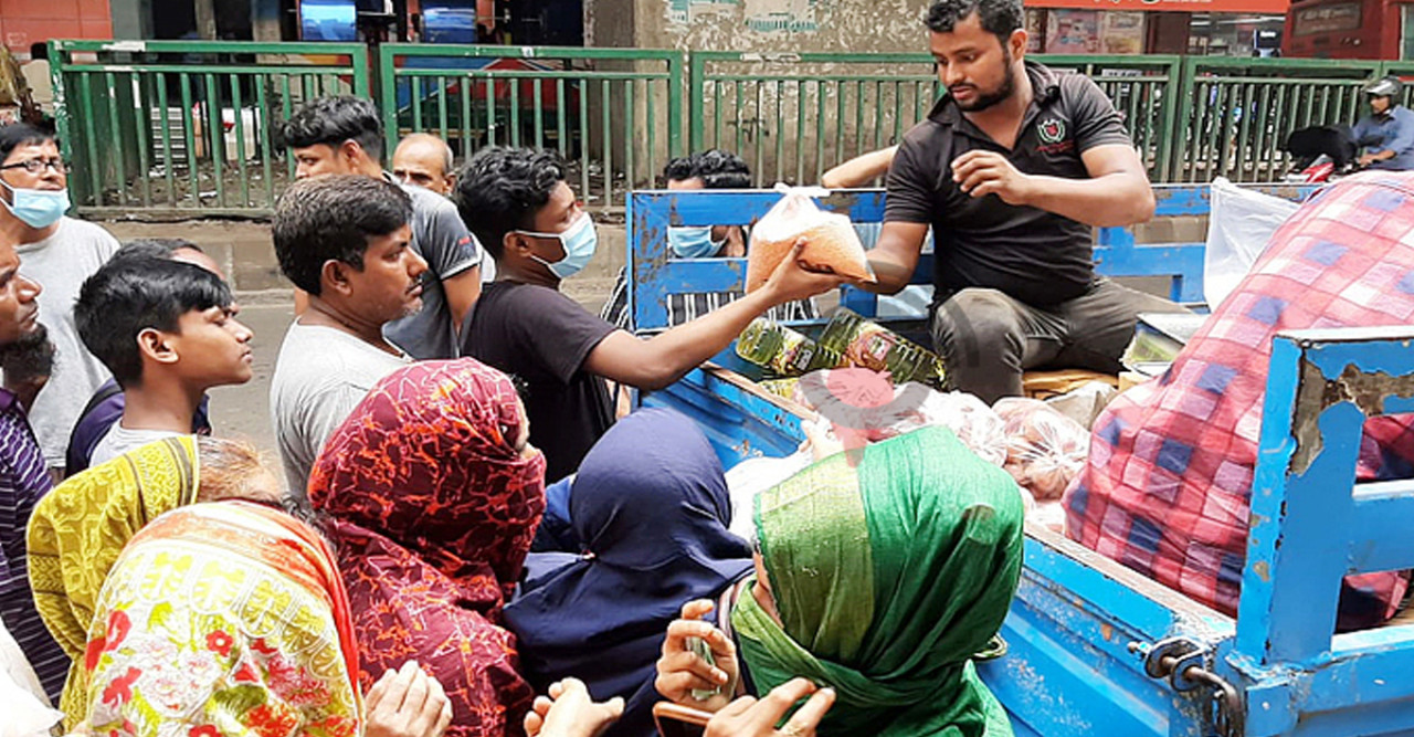 টিসিবির পণ্য বিক্রি শুরু আজ, ঢাকায় ৬০ ভ্রাম্যমাণ ট্রাক চালু