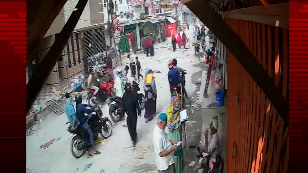 বসিলা–আদাবরে ফের কিশোর গ্যাংয়ের দৌরাত্ম্য, চাঁদাবাজির হামলায় আহত ৩