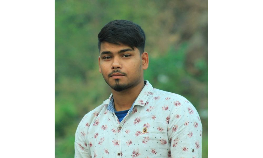 ওভারটেক করতে গিয়ে ট্রাকের সঙ্গে সংঘর্ষ, মোটরসাইকেল আরোহী নিহত