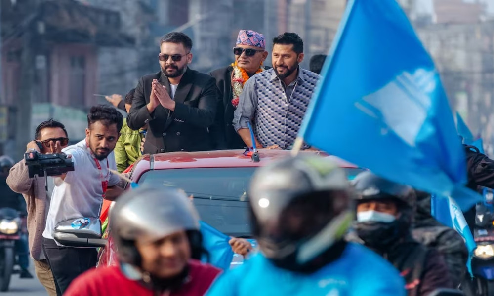 পুরোনো রাজনীতিকে পেছনে ফেলে নেপালে তরুণদের উত্থান, এগিয়ে বালেন্দ্র শাহ