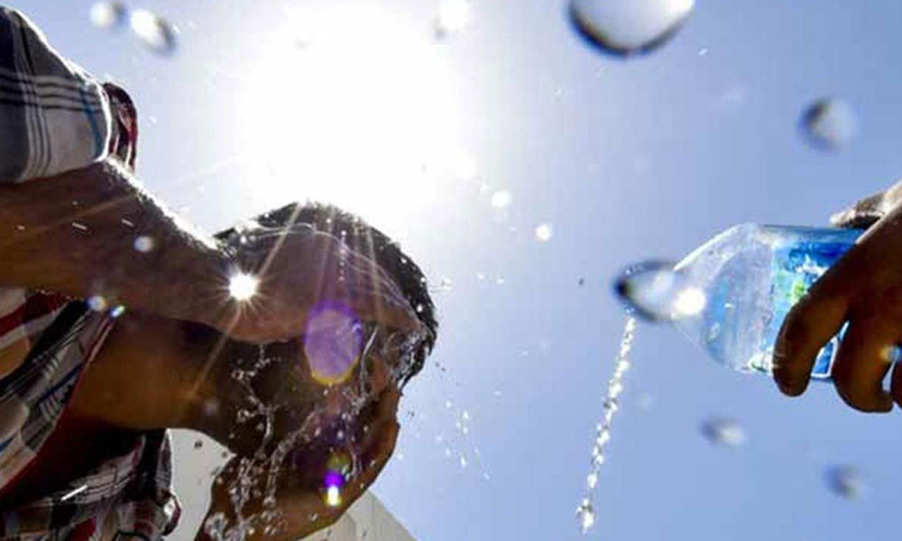 সারা দেশে বাড়তে পারে তাপমাত্রা, ৬ বিভাগে বজ্রবৃষ্টির পূর্বাভাস