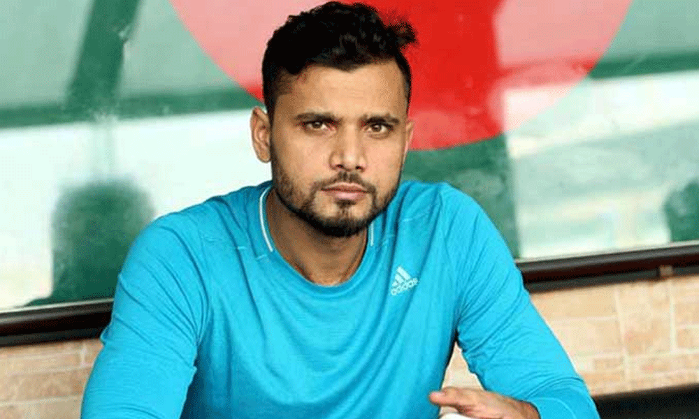 ‘মারা গেলে লাশটা নড়াইলে নিও না':বাবাকে কষ্টের কথা বললেন মাশরাফি
