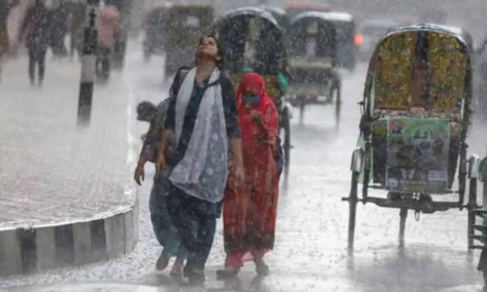 বৃষ্টি নিয়ে স্বস্তির বার্তা দিল আবহাওয়া অধিদপ্তর