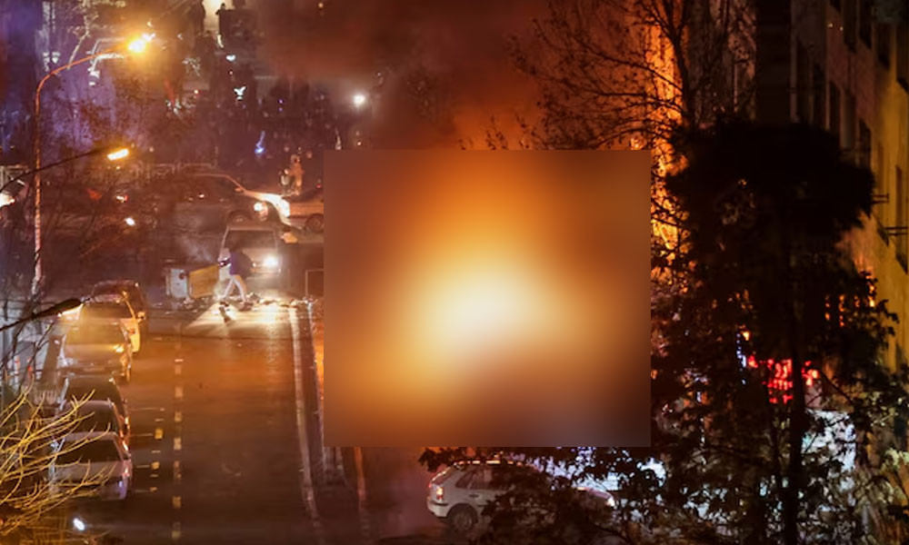 ইরানের বিক্ষোভে নিহত প্রায় দুই হাজার, নজিরবিহীন সংকটে তেহরান