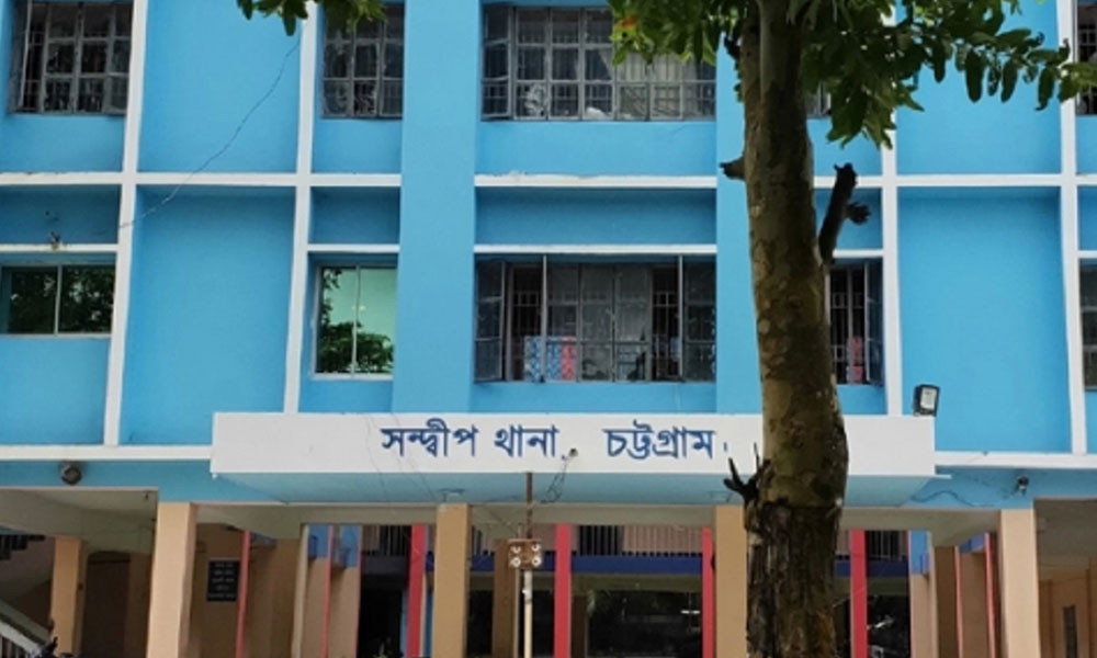 সন্দ্বীপে তারাবির আগে মুসল্লির ওপর হামলা, পাল্টাপাল্টি অভিযোগে উত্তেজনা
