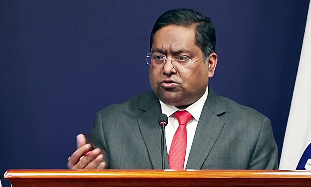 শেখ হাসিনার প্রত্যর্পণ অনুরোধ প্রতিষ্ঠিত প্রক্রিয়ায় পর্যালোচনা করছে ভারত