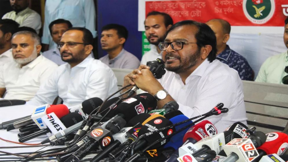 বিদ্যুৎ-গ্যাস খাতের মাফিয়া চক্রকে ফেরানোর চেষ্টা চলছে: মঞ্জু