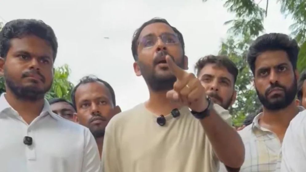 কলকাতায় বাংলাদেশি নাগরিকদের জন্য ২৪ ঘণ্টার হেল্পলাইন