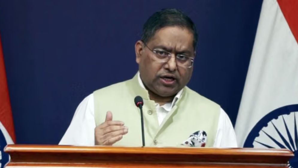 শেখ হাসিনা ইস্যুতে ঢাকা-দিল্লি টানাপোড়েন, ‘পারস্পরিকতা’র বার্তা ভারতের