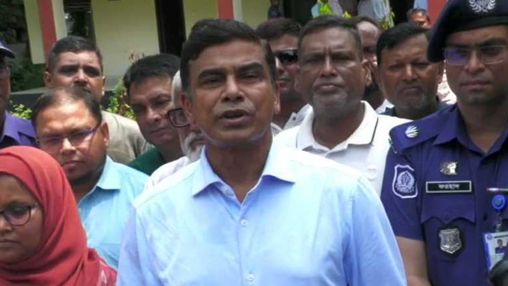 দেশে পর্যাপ্ত সার মজুদ আছে, কৃত্রিম সংকট তৈরি করা হচ্ছে: পানিসম্পদ প্রতিমন্ত্রী