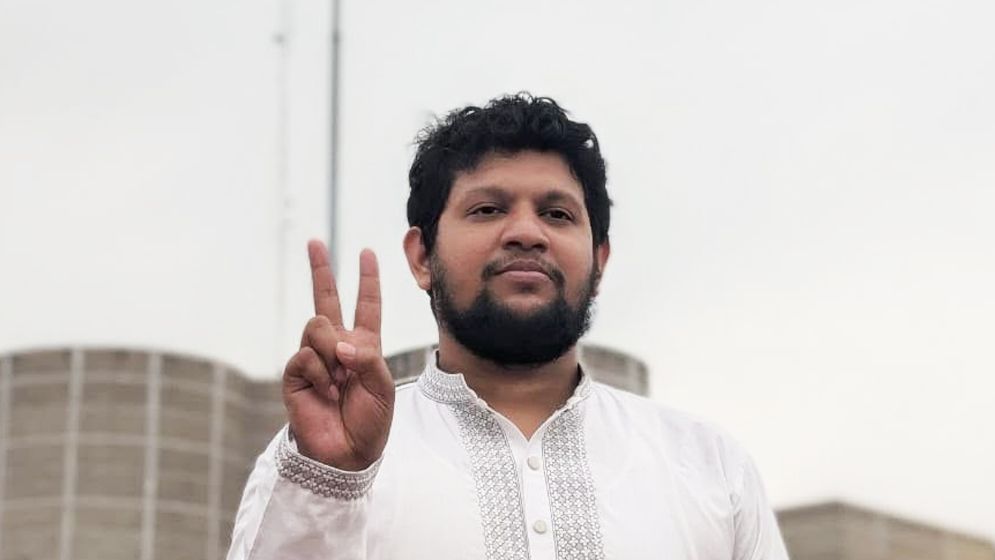 রাষ্ট্র ফ্যাসিবাদী হলে জুলাইয়ের আকাঙ্ক্ষা বিপর্যস্ত হবে: মাহফুজ আলম