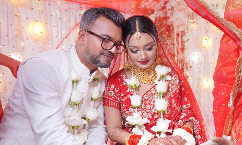 বিয়ে করলেন উপস্থাপিকা ইসরাত পায়েল, স্বামী আল-আমিন চৌধুরী