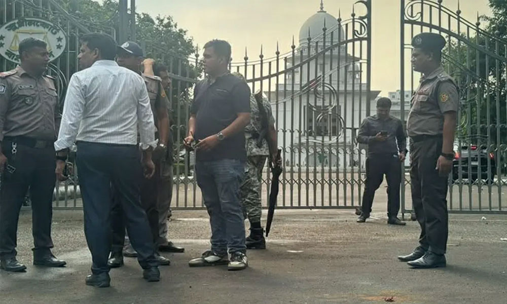 কাদেরসহ ৭ জনের মৃত্যুদণ্ডের রায়ের পর সুপ্রিম কোর্টে ককটেল বিস্ফোরণ