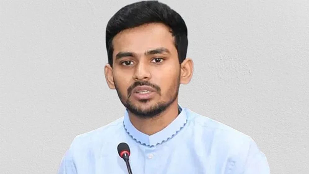 আসিফ মাহমুদ ও স্ত্রীর ব্যাংক হিসাবের তথ্য চেয়েছে দুদক