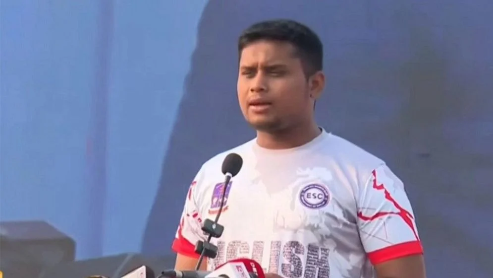স্বরাষ্ট্রমন্ত্রীর ‘ছয় মাসের সাফল্য’ নিয়ে হাসনাতের পোস্ট
