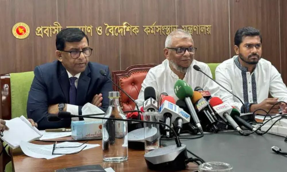 মালয়েশিয়ায় ‘যেমনে-তেমনে’ কর্মী পাঠানো যাবে না: প্রবাসী কল্যাণমন্ত্রী