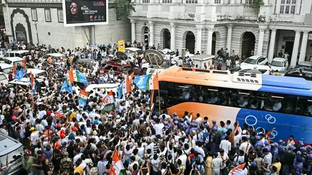 সিইসির পদত্যাগের দাবিতে দিল্লিতে বিক্ষোভ, যন্তর মন্তরে কঠোর নিরাপত্তা
