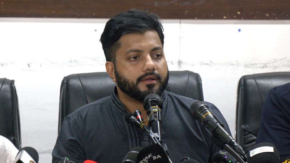 ইশরাক হোসেনের পদত্যাগপত্র গ্রহণ করলেন রাষ্ট্রপতি