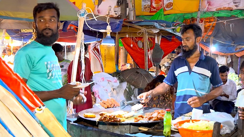 ১ নভেম্বর থেকে খাবারের দোকান নিবন্ধনের আবেদন, লাইসেন্সের আওতায় আসছে খাদ্য ব্যবসা