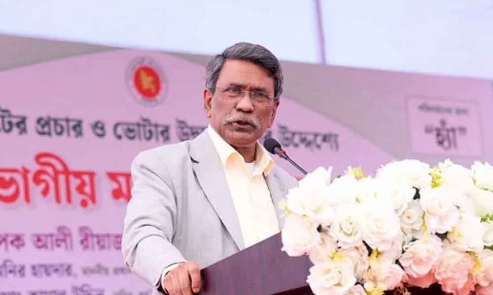 গণভোটে ‘হ্যাঁ’ প্রচারে সরকারি কর্মকর্তাদের কোনো আইনগত বাধা নেই: আলী রীয়াজ