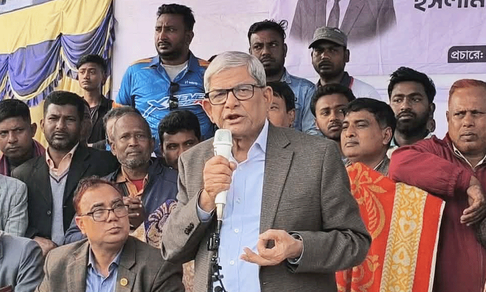 আওয়ামী লীগ নেতারা কর্মীদের বিপদে ফেলে পালিয়েছে: মির্জা ফখরুল
